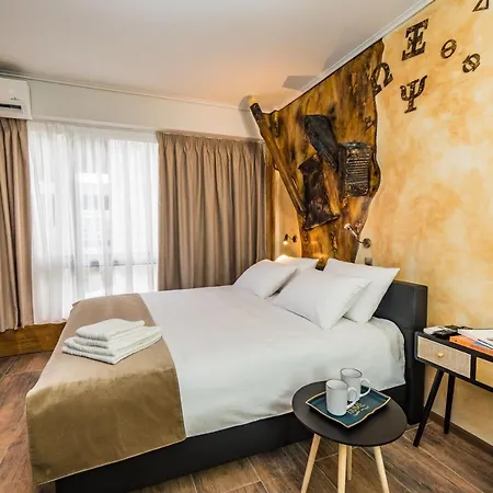 Graffitisuites#Bronze Thessaloniki Exterior photo